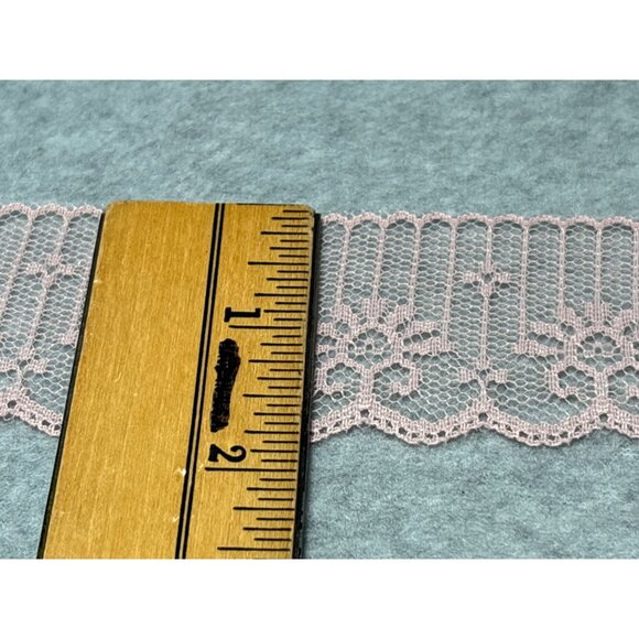 Vintage Pink Lace Trim 8 Yards 9" x 1 3/4" Wide Floral Pattern Sewing Craft Proj - Picture 3 of 5